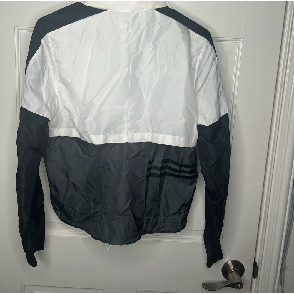 Adidas Medium Woven Shell Jacket - Picture 2 of 3